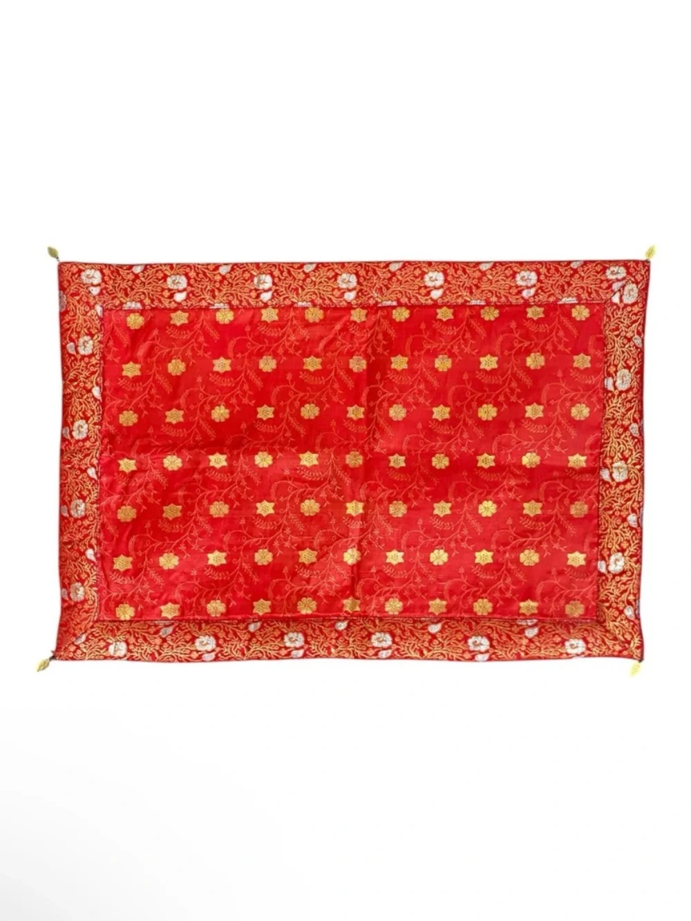 Kim Seybert Vintage Embroidered Red Silk 1 Placemat Table Linen Asian Inspired